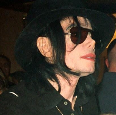Michael_Jackson_in_Vegas_cropped-3.jpg